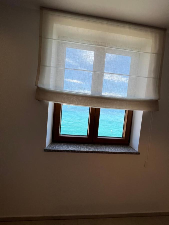 Apartment Suzana Tisno Exterior photo