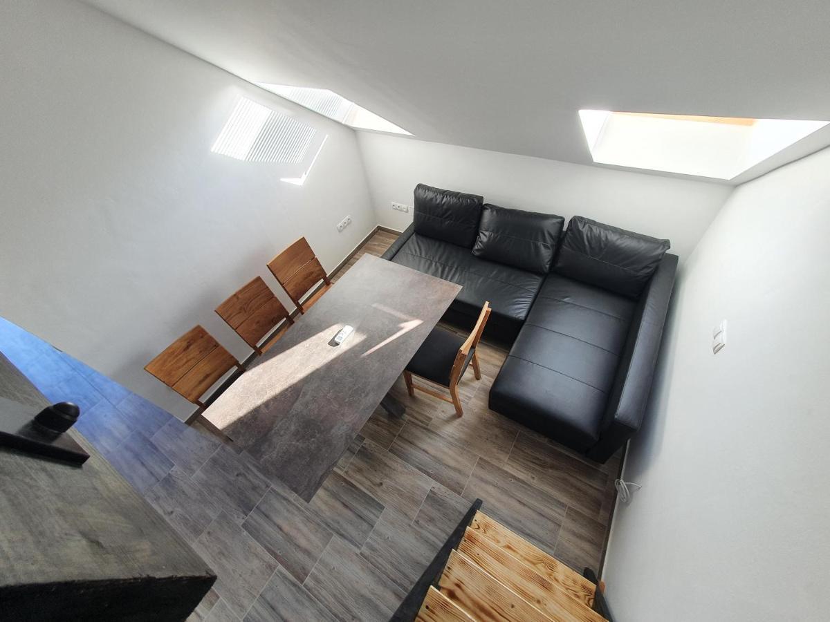 Apartment Suzana Tisno Exterior photo