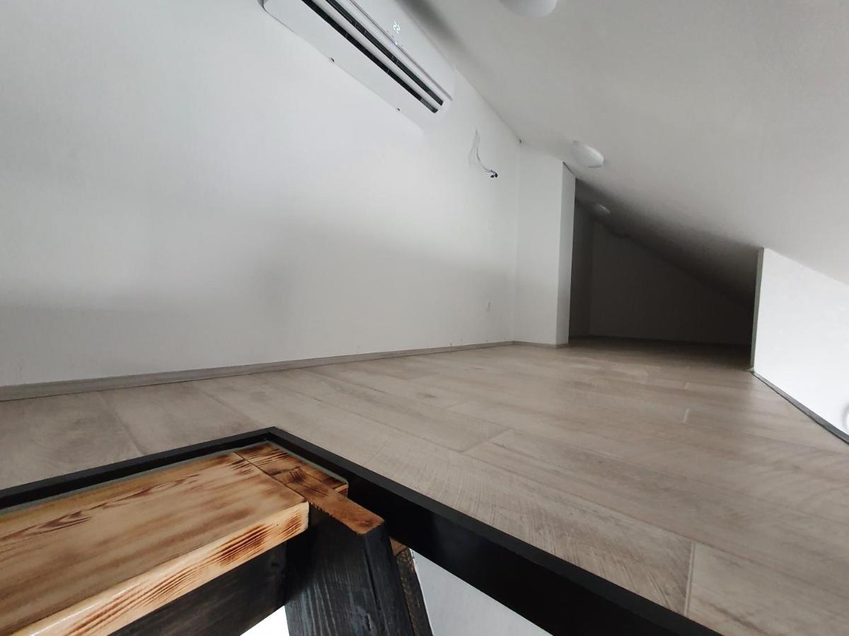 Apartment Suzana Tisno Exterior photo