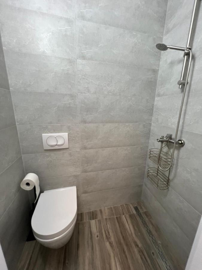 Apartment Suzana Tisno Exterior photo